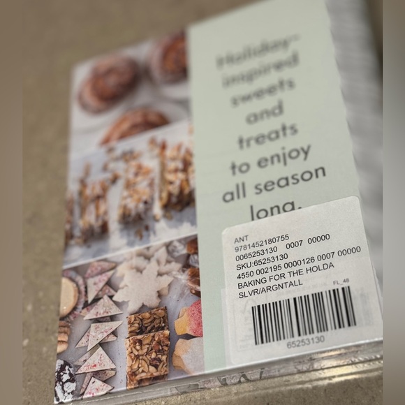 Baking for the holidays book - Picture 8 of 9